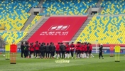 成都蓉城vs天津津門虎賽前踩場，德爾加多在列